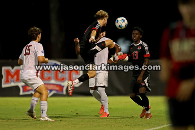 East Mississippi vs Jones