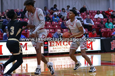 NJCAA: Eaqst Central CC at East Mississippi CC