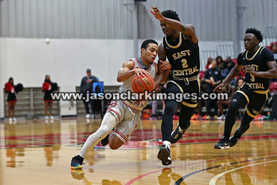 NJCAA: Eaqst Central CC at East Mississippi CC