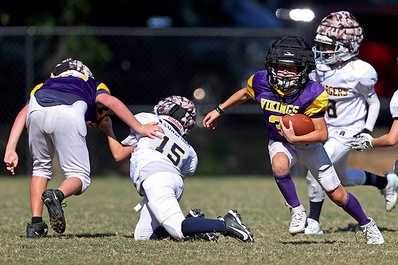 Mountain Brook Vikings vs Chargers