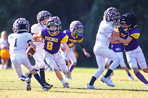 Mountain Brook Vikings vs Chargers
